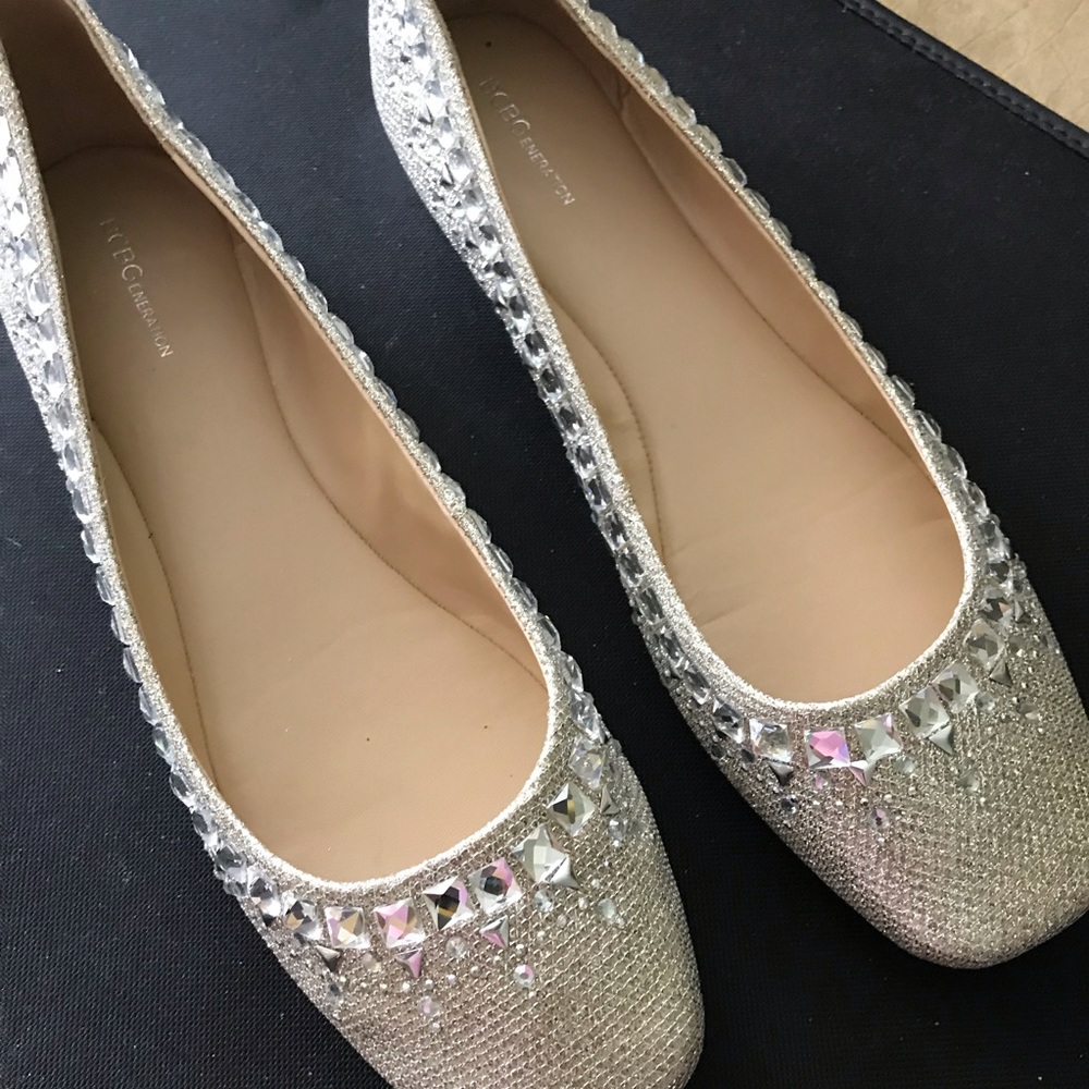 BCBG shoes